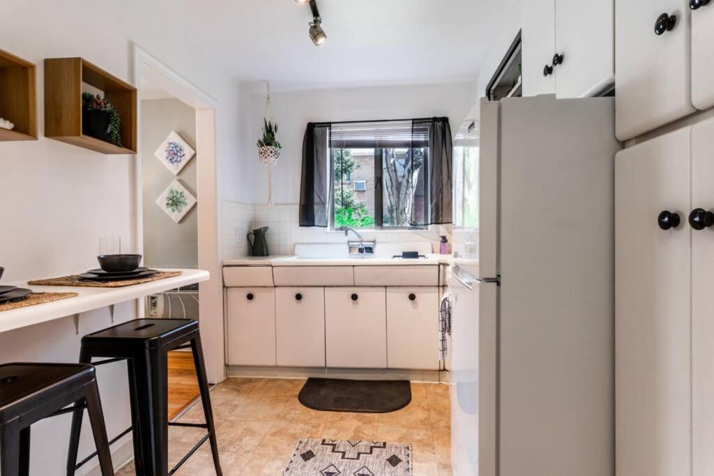 Ski - Explore - Relax - Cozy Beds, Tv & Wi-Fi Apartment Salt Lake City Ngoại thất bức ảnh